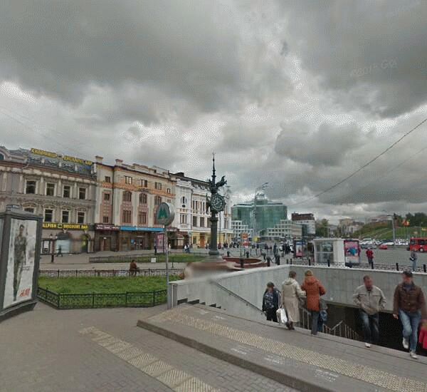 Банкомат Татфондбанка по адресу ст. м. «Площадь. Тукая»