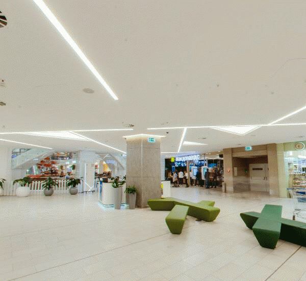 Банкомат банка ВТБ по адресу просп. Победы,  д. 141