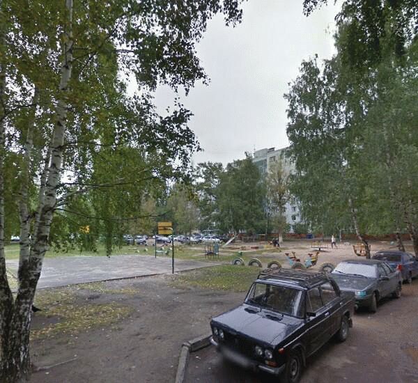 Банкомат Сбербанка России по адресу ул. Маршала Чуйкова,  д. 25