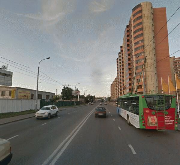 Банкомат Сбербанка России по адресу ул. Восстания, д. 131, автосалон «РРТ-Казань»