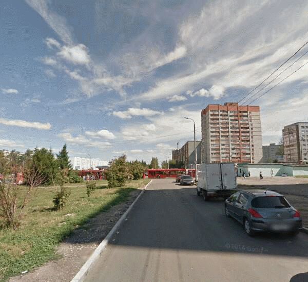 Банкомат Сбербанка России по адресу ул. Юлиуса Фучика,  4